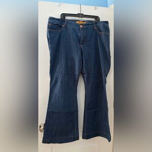 Seven7 Women’s Size 24 Bootcut Jeans in Dark Blue Denim